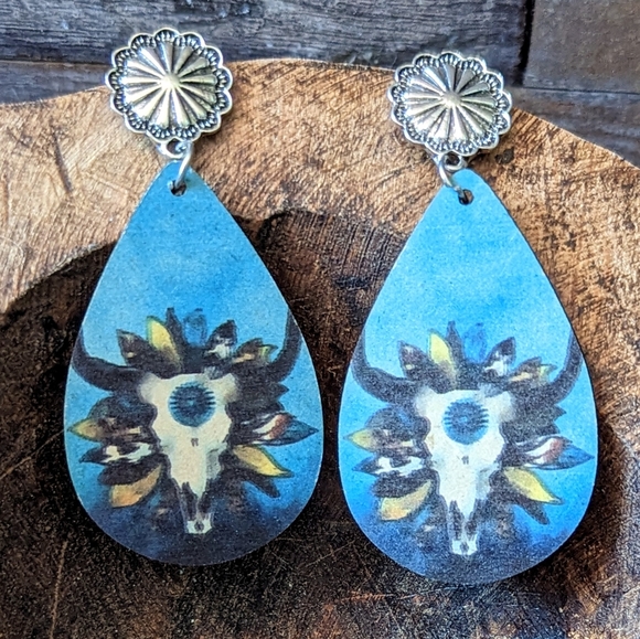 2/$12 NWT Boho Western Blue Bull Post Earrings - Picture 5 of 7